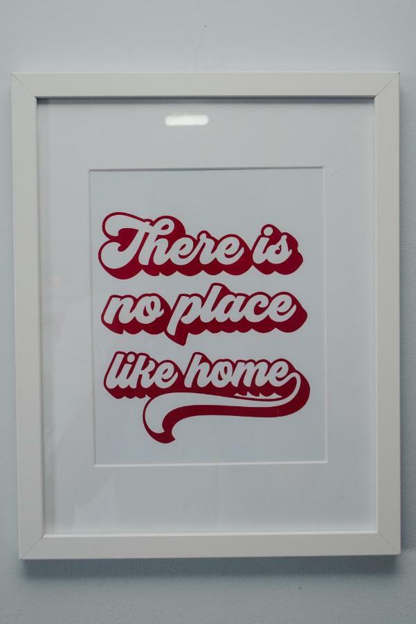 The Dreamland Apartment - Margate Beach - By Goldex Coastal Breaks 외부 사진